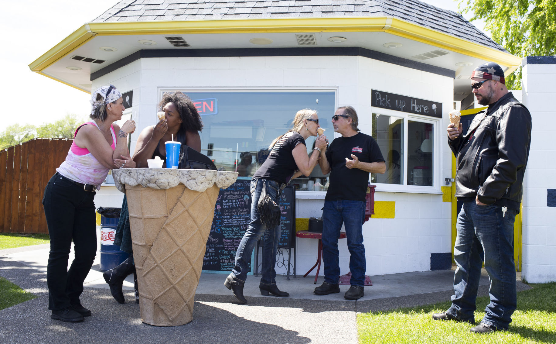 May 9, 2020 | Selah city officials wouldn't enforce stay-home order